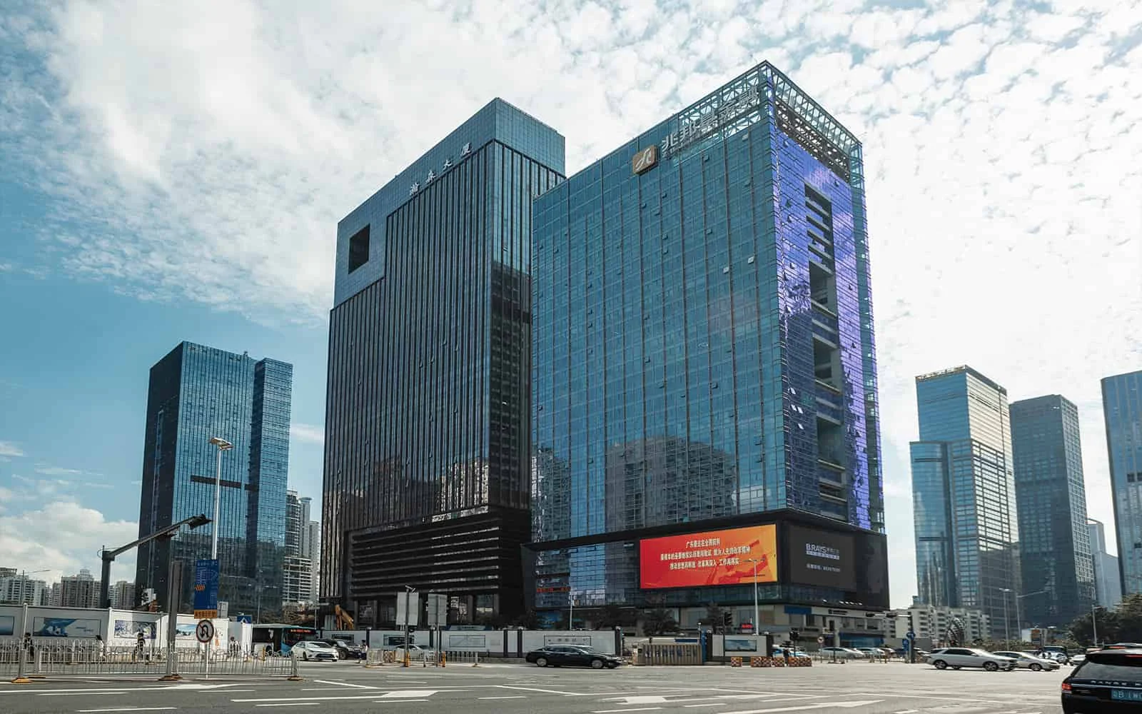 深圳湾科技生态园 - 招商中心 - 深圳南山区写字楼出租 · 资料图