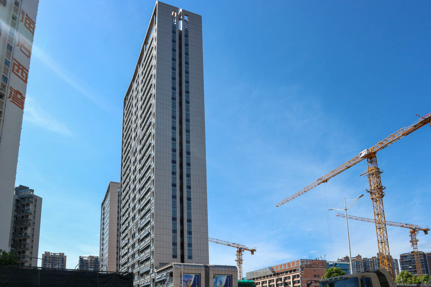 广兴源蓝湾海岸大厦 - 深圳宝安区写字楼出租 · 实景图 1