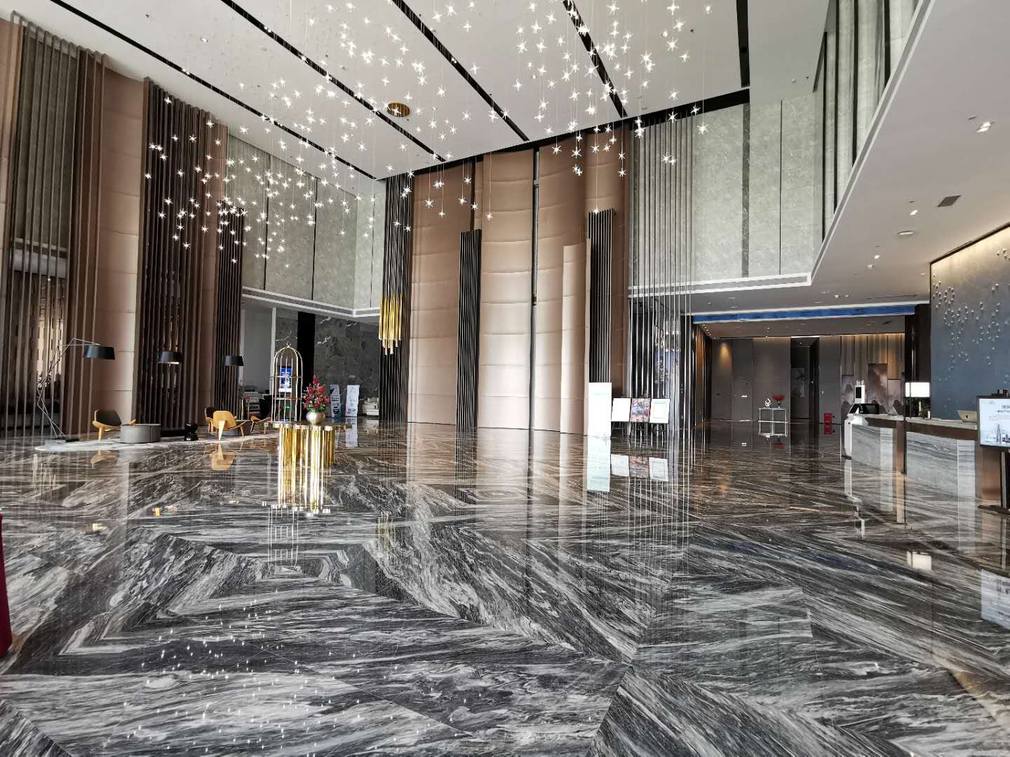 博客格兰云天国际酒店 - 深圳宝安区写字楼出租 · 资料图 5 博客格兰云天国际酒店 楼盘图片