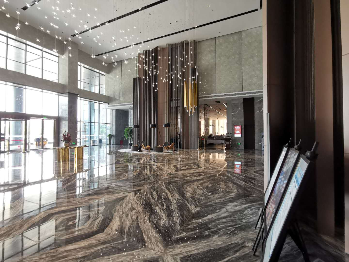 博客格兰云天国际酒店 - 深圳宝安区写字楼出租 · 资料图 3 博客格兰云天国际酒店 楼盘图片