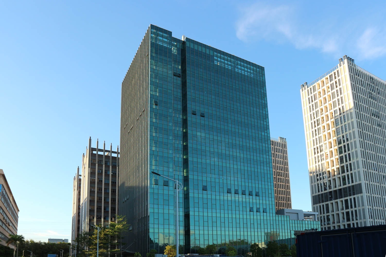 赛为大厦 - 深圳龙岗区写字楼出租 · 实景图 1