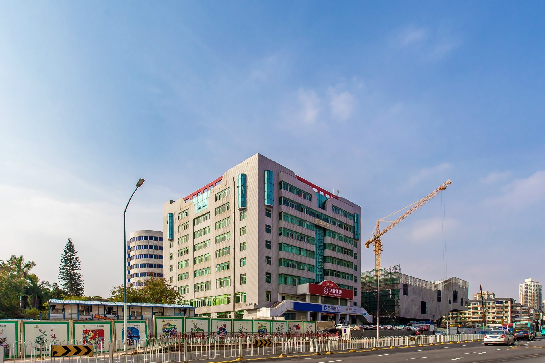 银荔大厦 - 深圳福田区写字楼出租 · 实景图 1