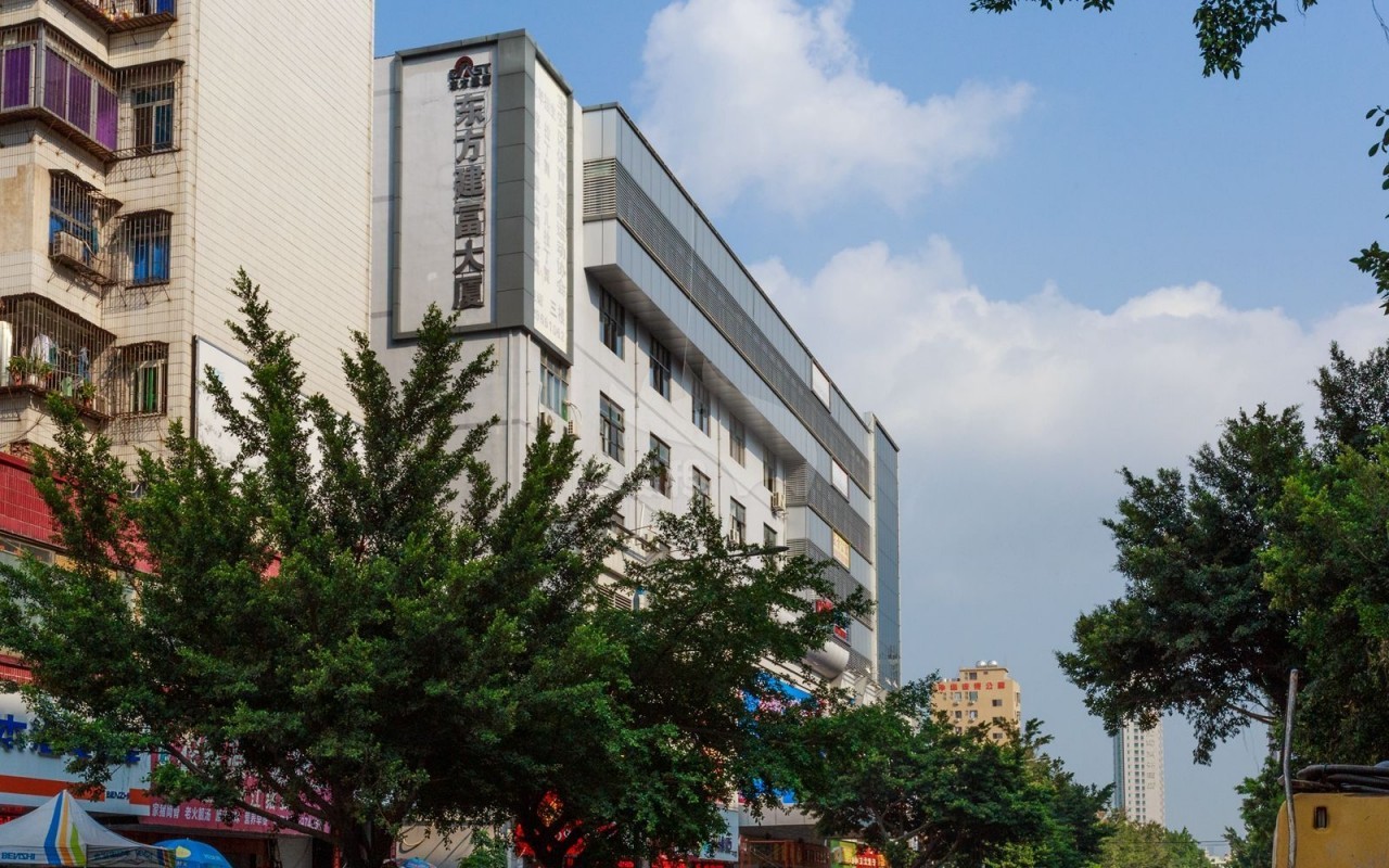 东方建富大厦 - 深圳宝安区写字楼出租 · 资料图 2 东方建富大厦 楼盘图片