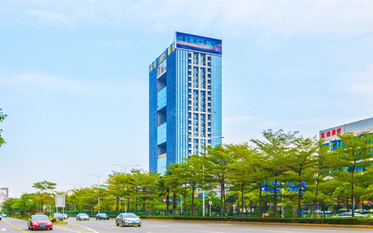 华丰国际商务大厦 - 深圳宝安区写字楼出租 · 实景图 1