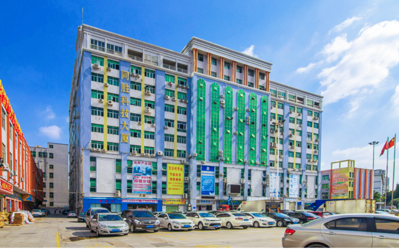同胜科技大厦 - 深圳龙华区写字楼出租 · 实景图 1