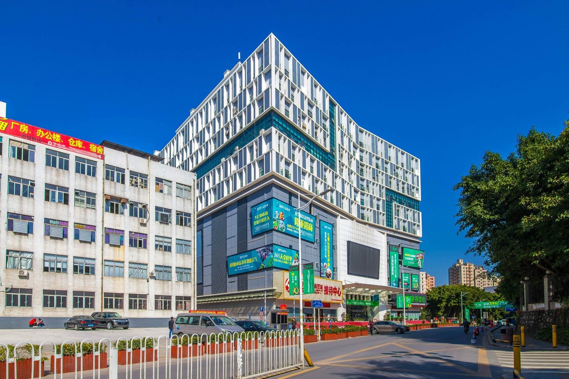 U创谷 - 深圳龙华区写字楼出租 · 实景图 1