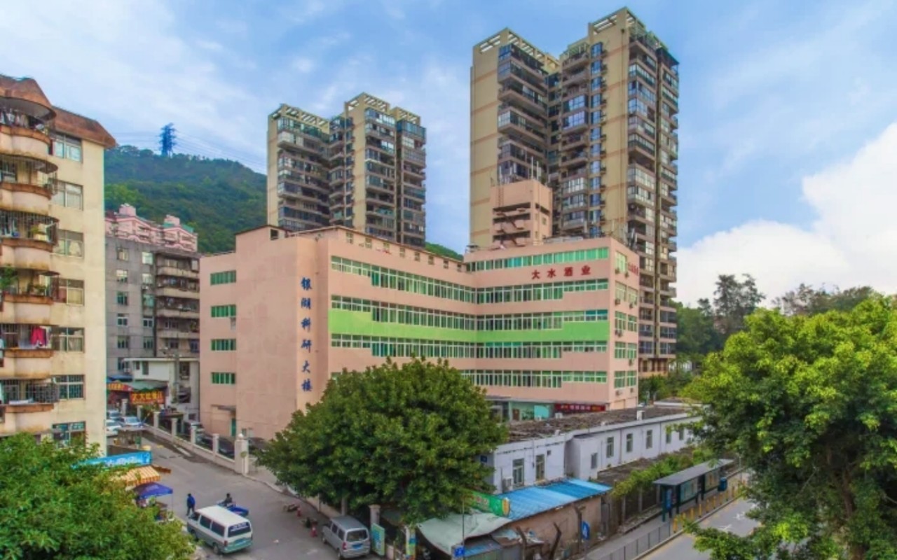 银湖科研大楼 - 深圳罗湖区写字楼出租 · 实景图 1