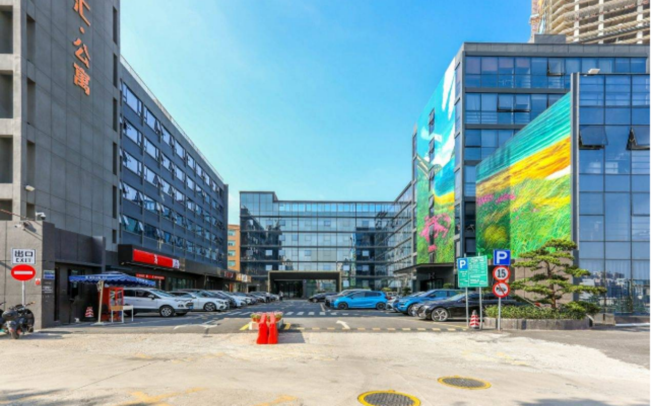 城市山海云汇 - 深圳龙岗区写字楼出租 · 资料图 3 城市山海云汇 楼盘图片