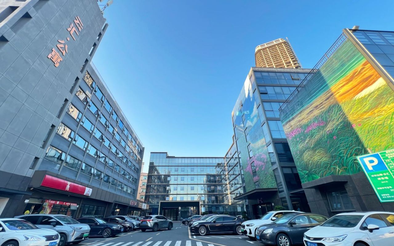 城市山海云汇 - 深圳龙岗区写字楼出租 · 资料图 2 城市山海云汇 楼盘图片