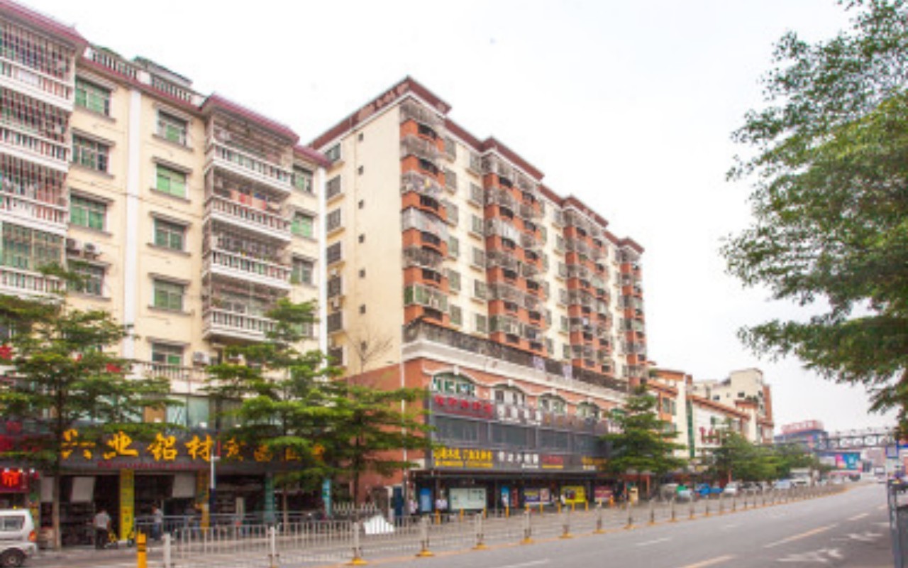 伟业大厦 - 深圳龙华区写字楼出租 · 实景图 1