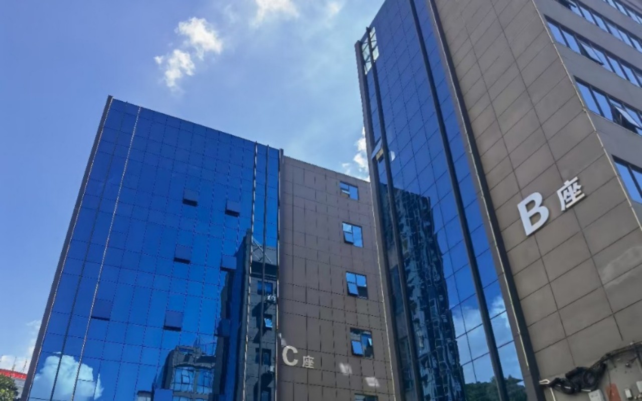 六维商务中心 - 深圳龙岗区写字楼出租 · 资料图 3 六维商务中心 楼盘图片