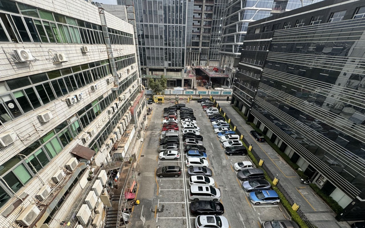 满京华投资大厦 - 深圳福田区写字楼出租 · 实景图 1