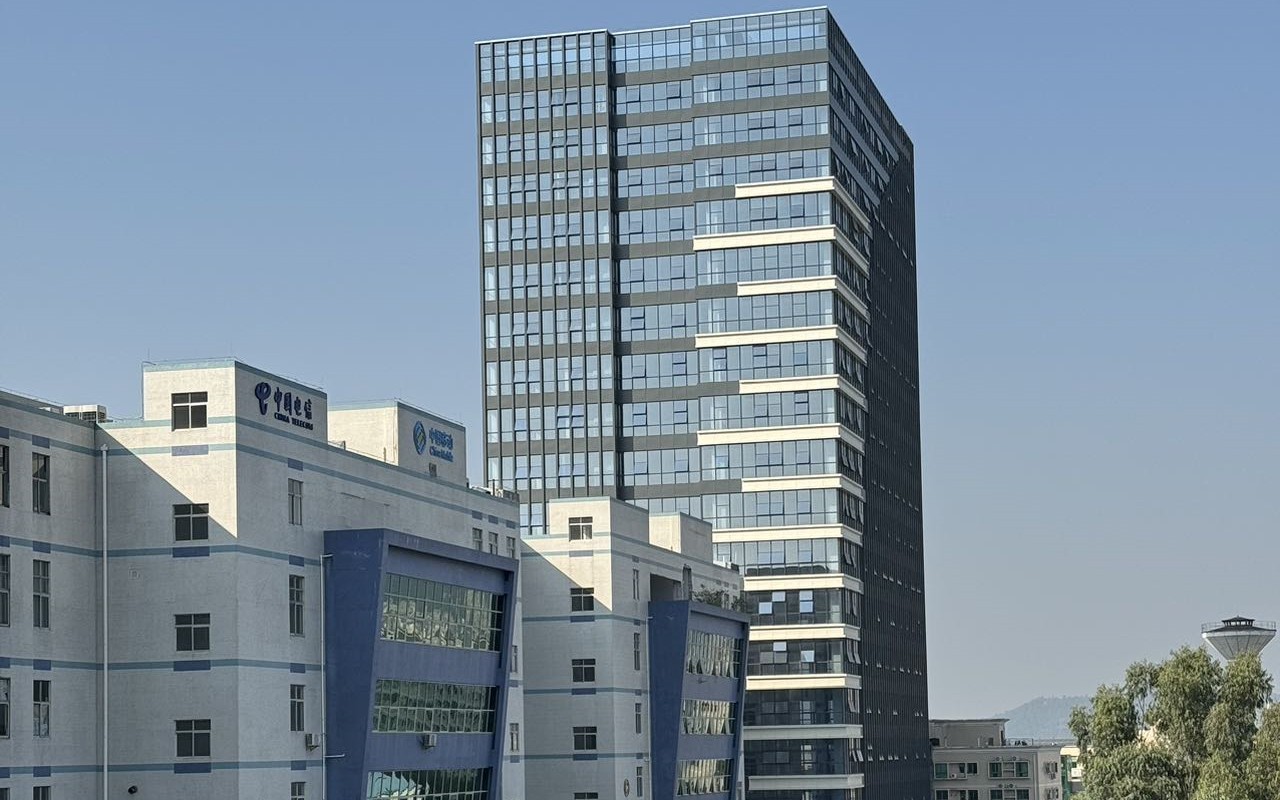 任达科技园 - 深圳宝安区写字楼出租 · 实景图 1