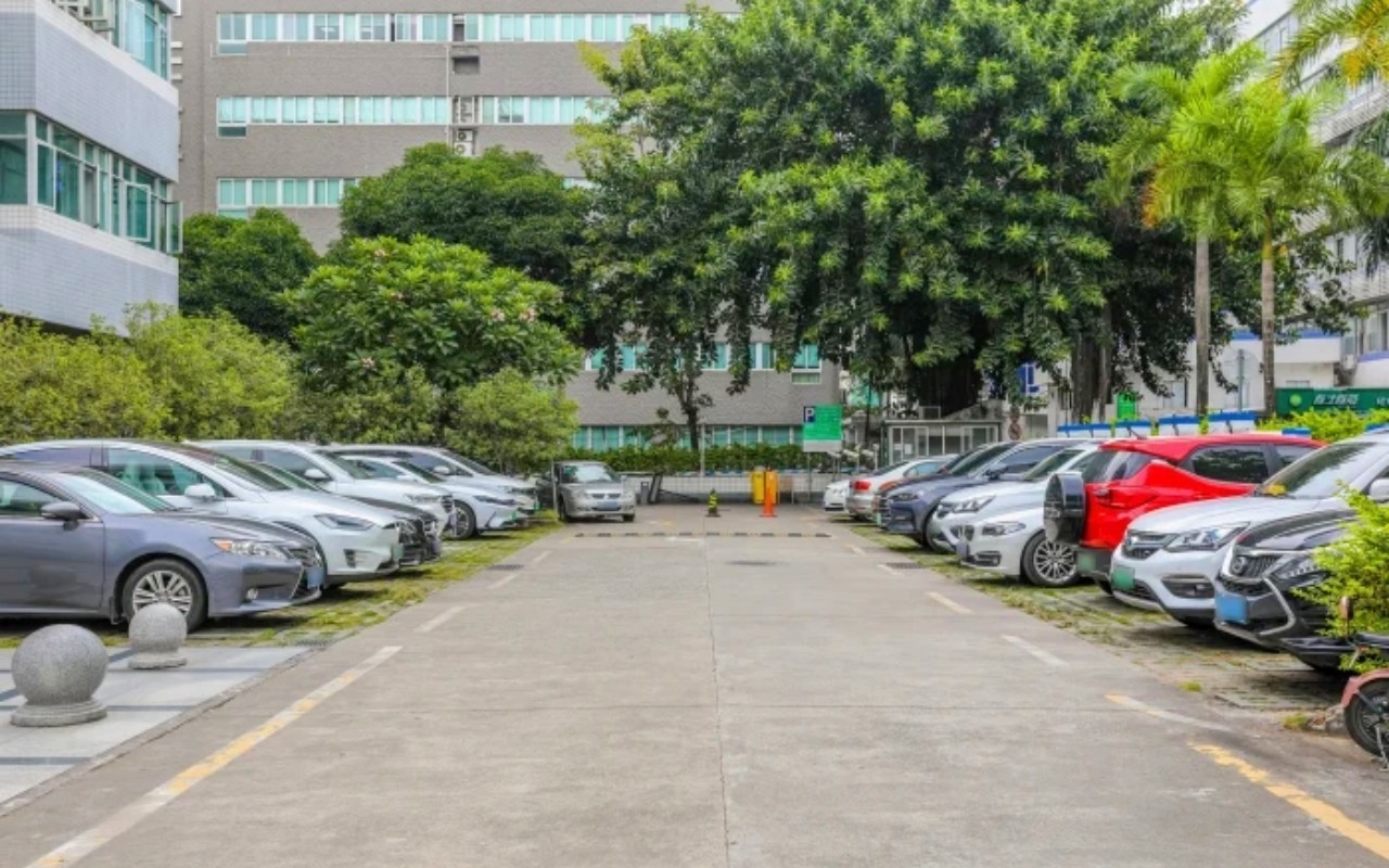园西工业区 - 深圳南山区写字楼出租 · 资料图 6 园西工业区 楼盘图片