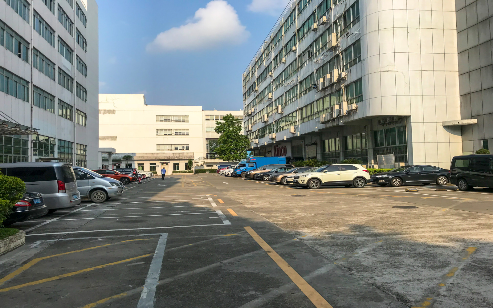 意中利科技园2号大厦 - 深圳南山区写字楼出租 · 资料图 3 意中利科技园2号大厦 楼盘图片