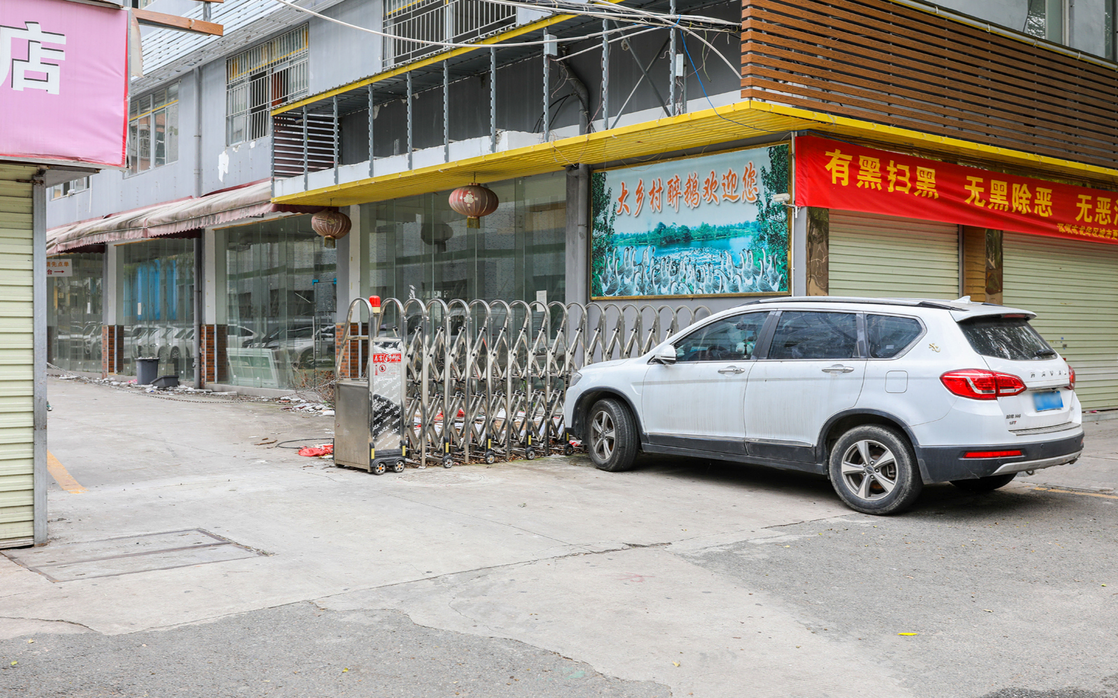 银华大厦 - 深圳龙华区写字楼出租 · 资料图 3 银华大厦 楼盘图片