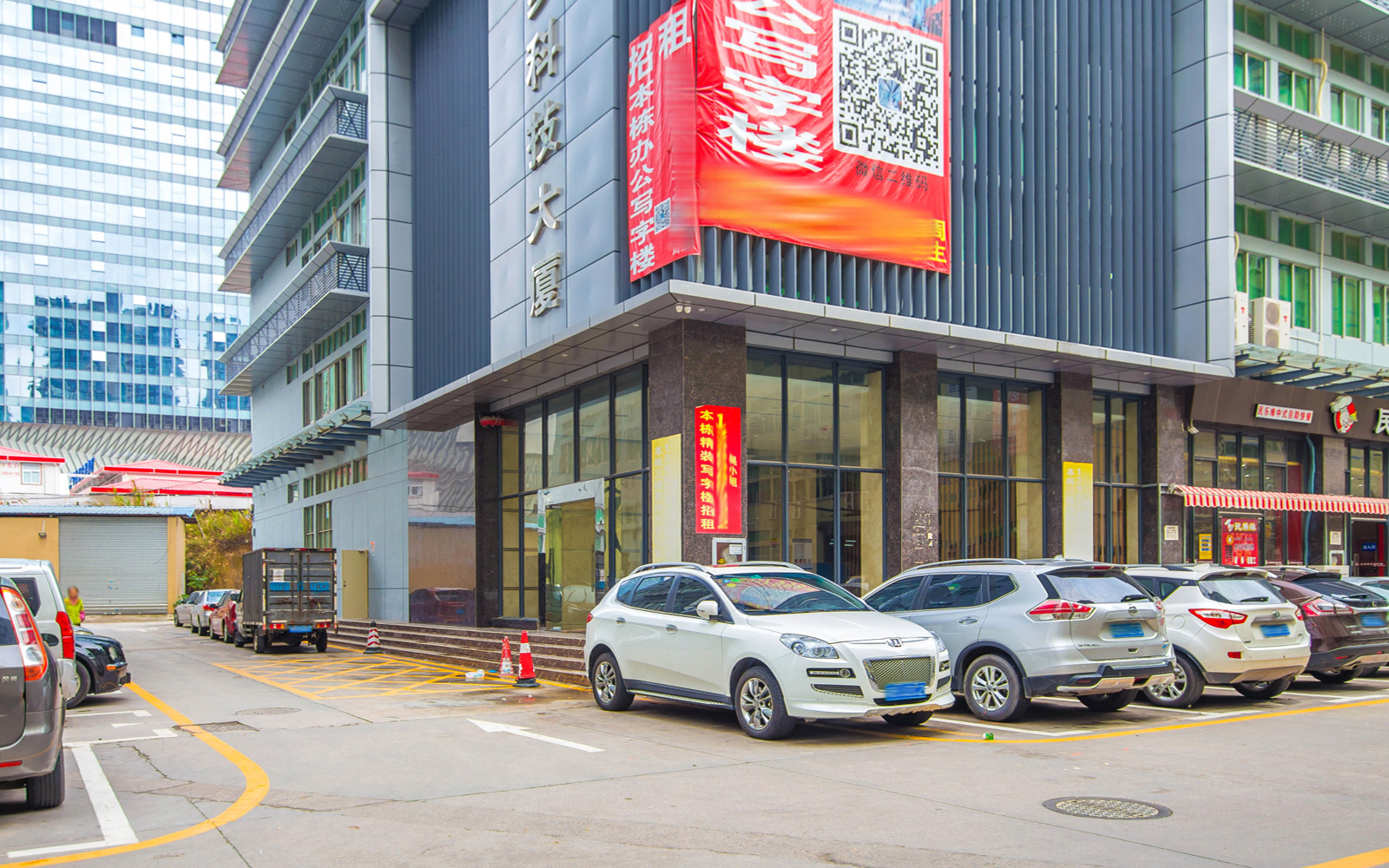 圆梦科技大厦 - 深圳龙华区写字楼出租 · 资料图 3 圆梦科技大厦 楼盘图片