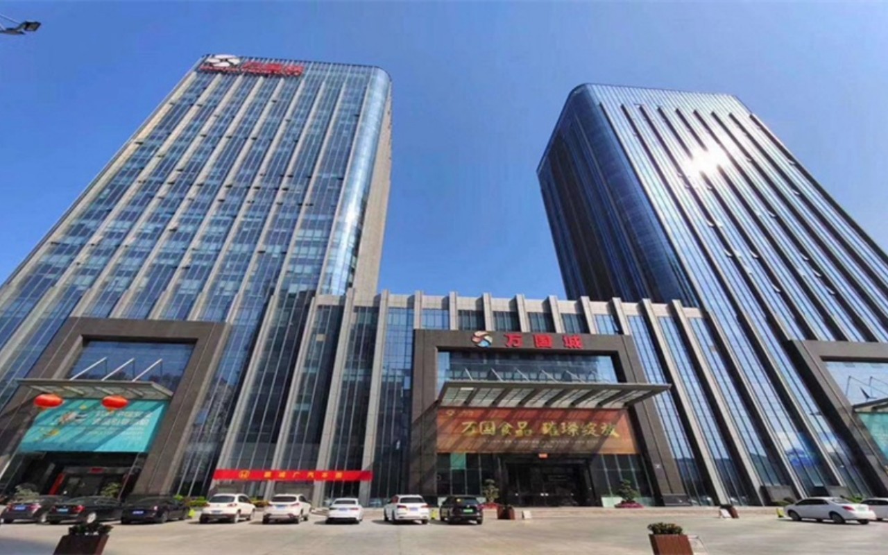 万国食品城 - 深圳龙岗区写字楼出租 · 实景图 1