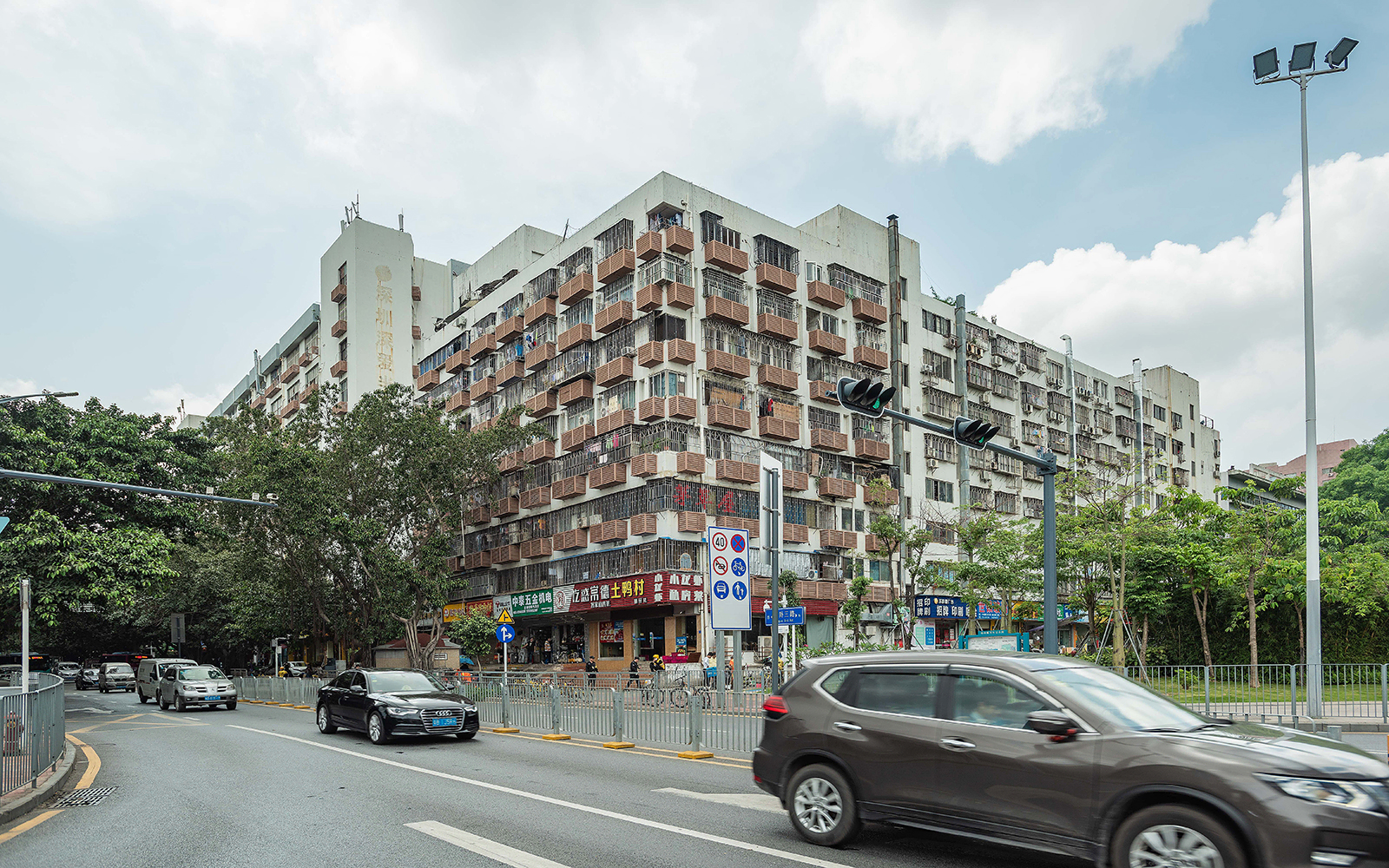 深爱大厦 - 深圳福田区写字楼出租 · 实景图 1