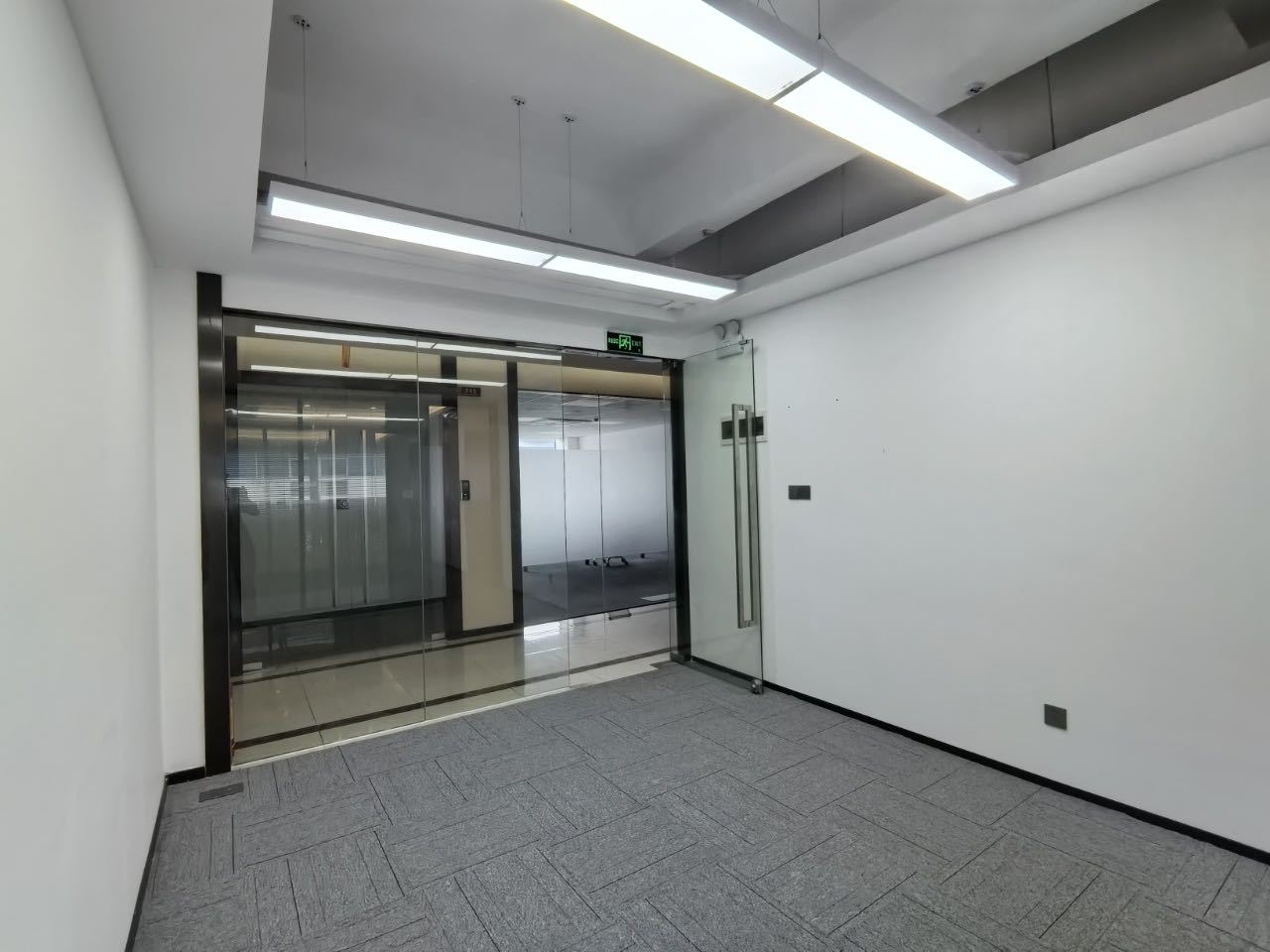 深圳软件园85平米精装办公室出租_科技园 - 办公空间资料图 3 深圳软件园 办公室开间