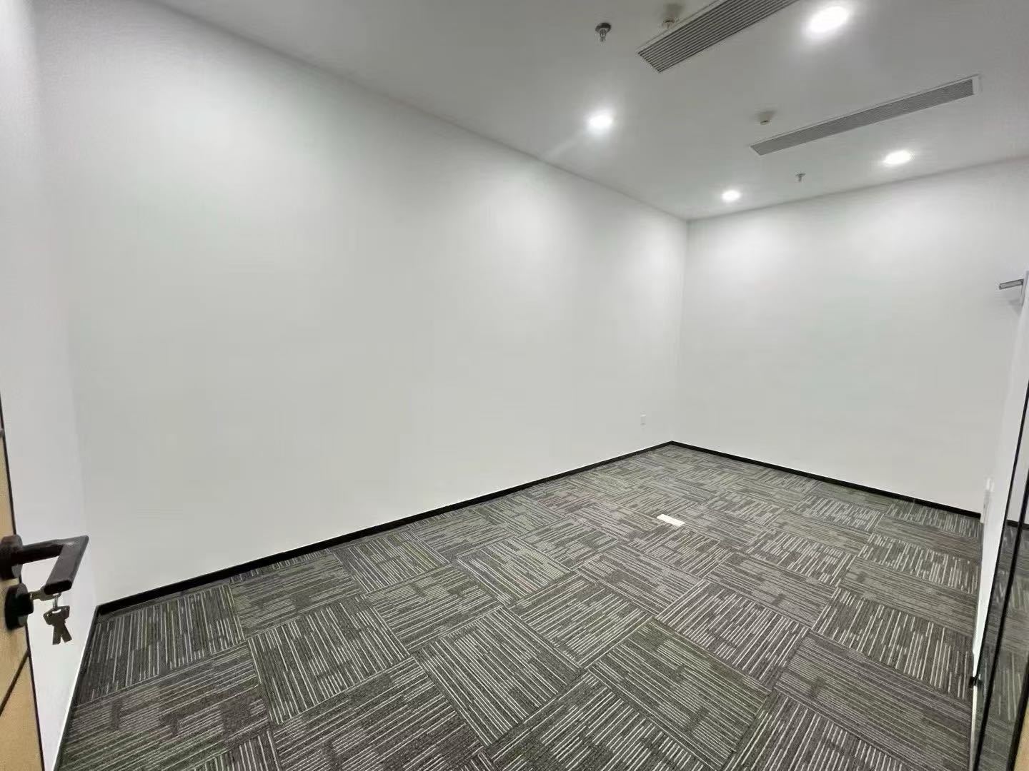 TCL国际E城396平米精装办公室出租_南头 - 办公空间资料图 5 TCL国际E城 办公室隔间