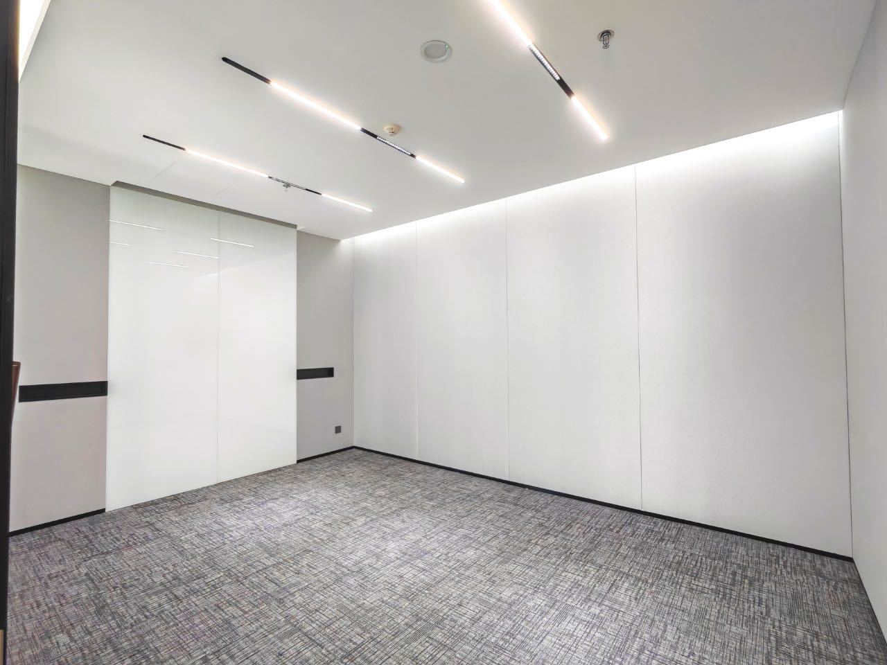 前海鸿荣源中心268.74平米精装办公室出租_前海 - 办公空间资料图 6 前海鸿荣源中心 办公室隔间