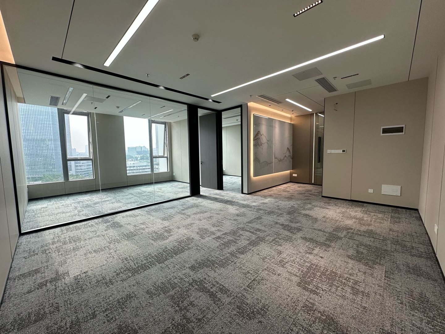 远望谷大厦200平米精装办公室出租_科技园 - 办公空间资料图 2 远望谷大厦 办公室开间