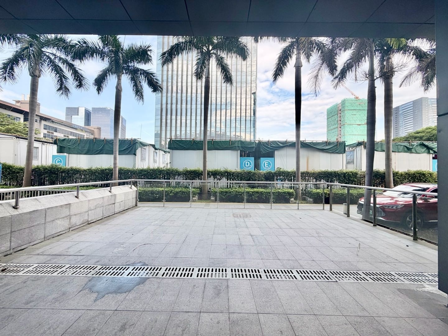 GDC环球数码大厦373平米精装办公室出租_科技园 - 办公空间资料图 10 GDC环球数码大厦 露台