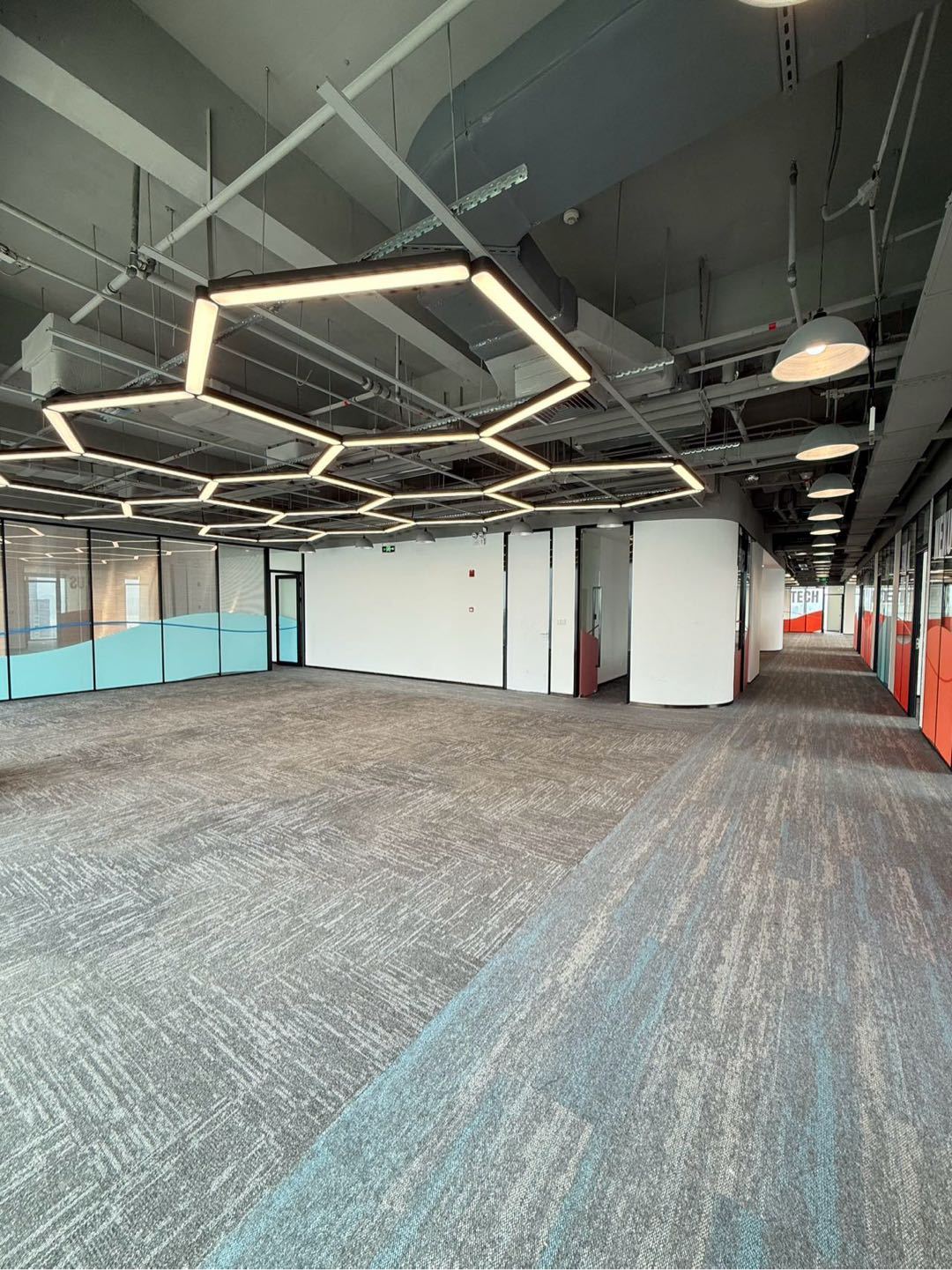 中国储能大厦1133.85平米精装办公室出租_科技园 - 办公空间资料图 4 中国储能大厦 办公室开间