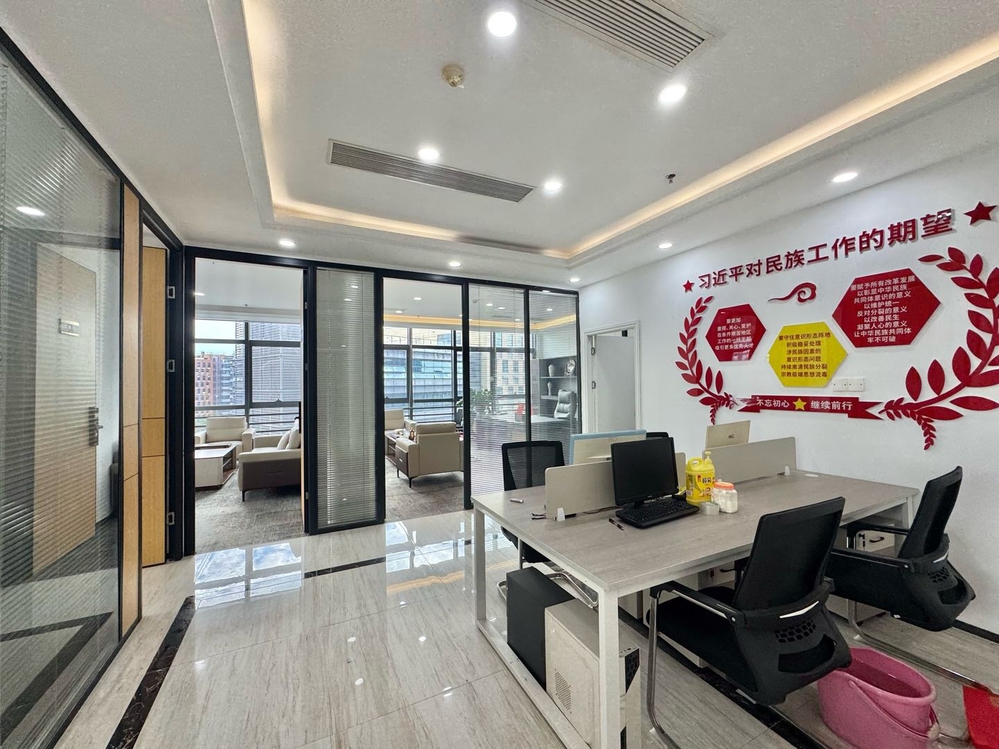 TCL国际E城523平米精装办公室出租_南头 - 办公空间资料图 2 TCL国际E城 办公室开间