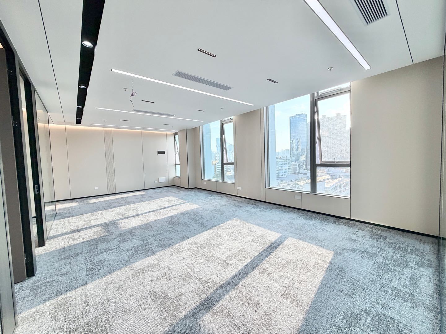 远望谷大厦284平米精装办公室出租_科技园 - 办公空间资料图 10 远望谷大厦 办公室开间